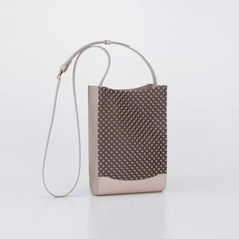 Inden Urushi Deerskin Crossbody Pouch - QUARA