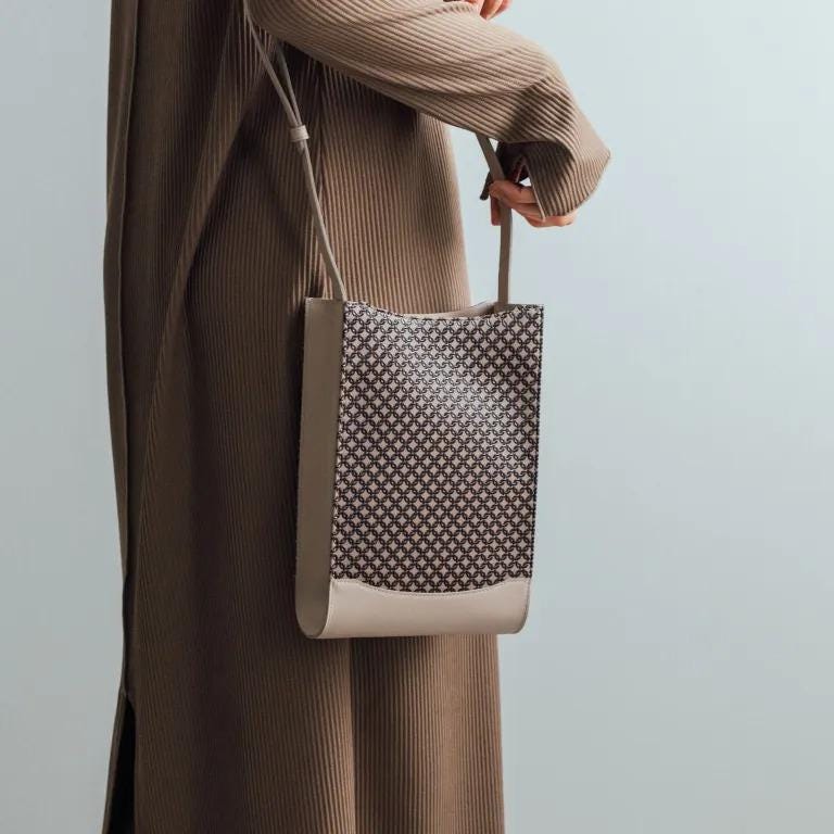 Inden Urushi Deerskin Crossbody Pouch - QUARA