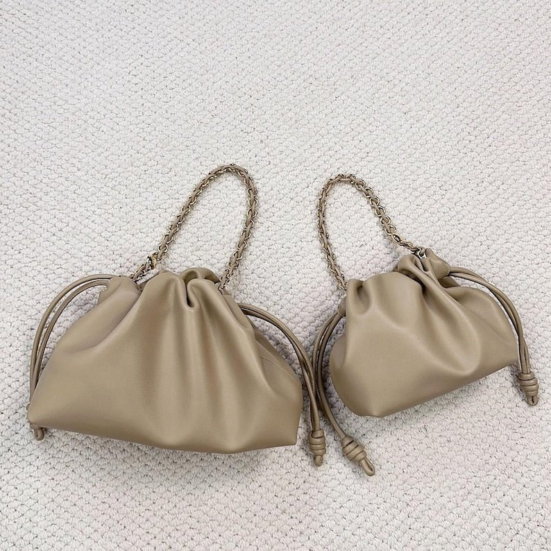 Minimalist Soft Leather Shoulder Bag - QUARA