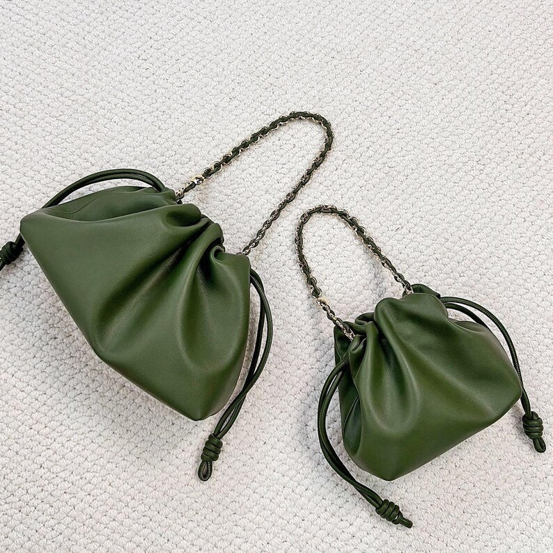 Minimalist Soft Leather Shoulder Bag - QUARA