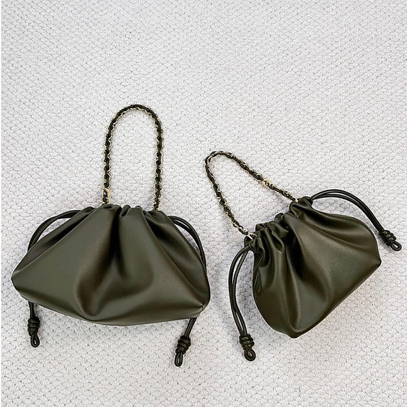 Minimalist Soft Leather Shoulder Bag - QUARA