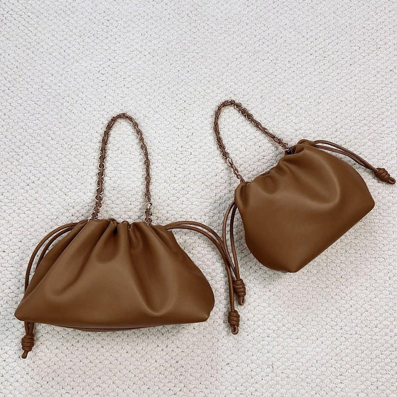 Minimalist Soft Leather Shoulder Bag - QUARA